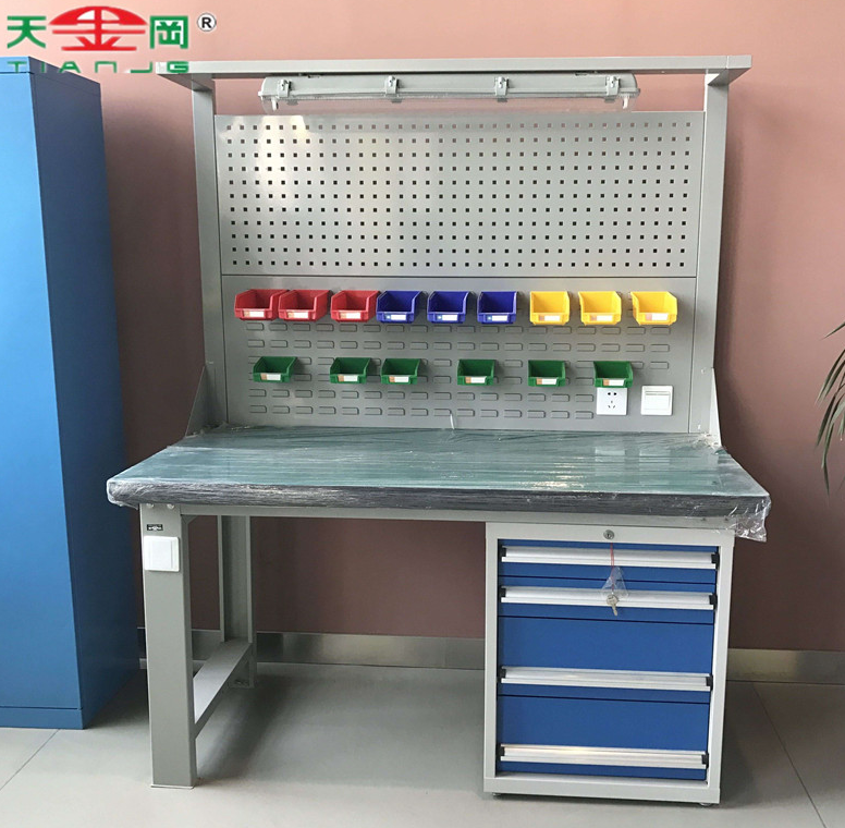 天金岡重型鉗工臺 天金岡重型鉗工臺