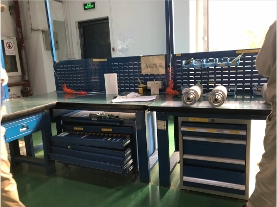 天金岡重型鉗工桌--客戶場(chǎng)景 天金岡重型鉗工桌--客戶場(chǎng)景